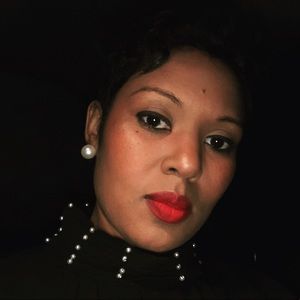 Meet your Posher, Lakisha